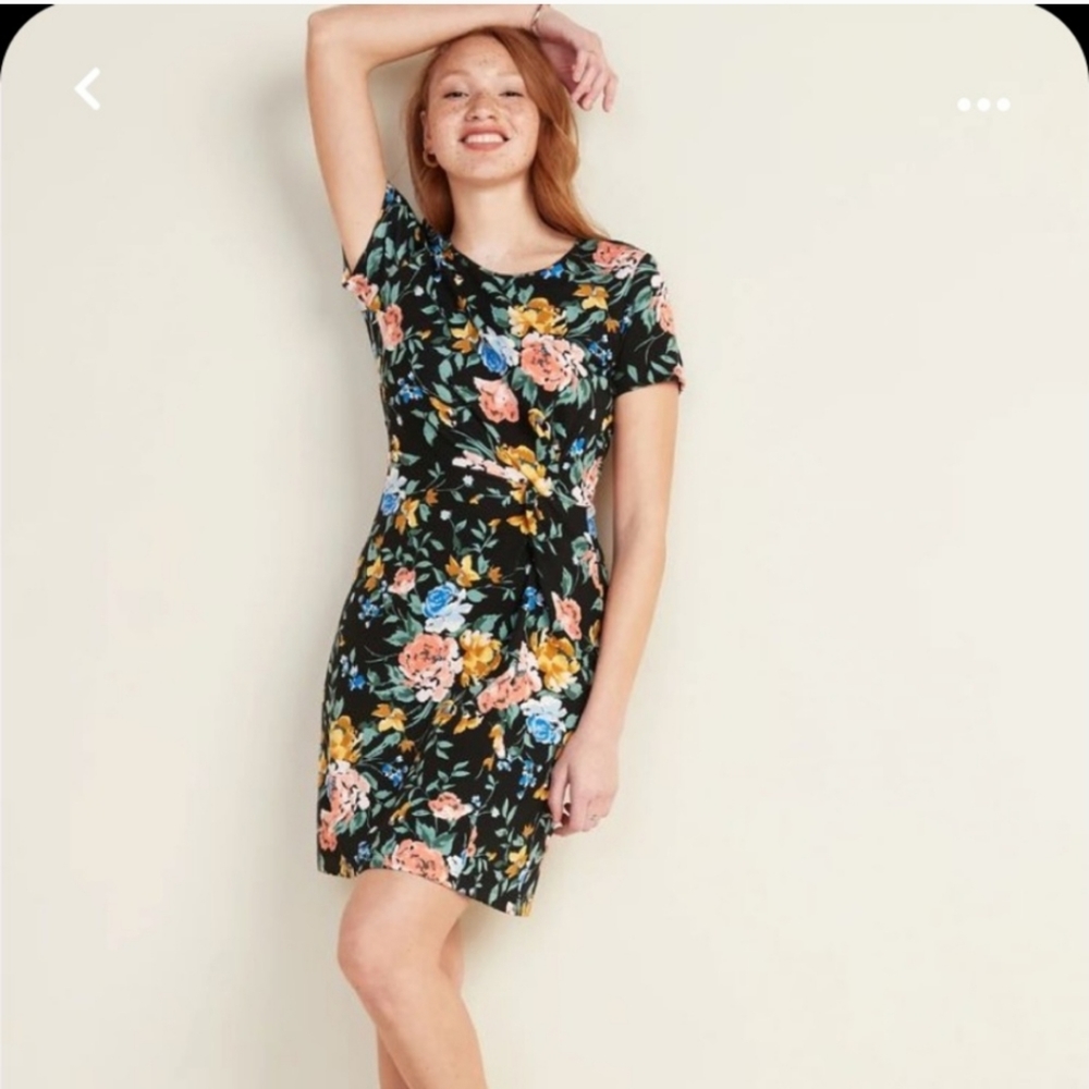 Old Navy Twist front  Ponte Knit Tee dress. Size PL